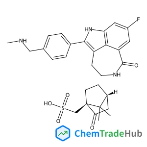 [(1S,4R)-7,7-Dimethyl-2-oxobicyclo[2.2.1]hept-1-yl]methanesulfonic acid - 8-fluoro-2-{4-[(methylamino)methyl]phenyl}-1,3,4,5-tetrahydro-6H-azepino[5,4,3-cd]indol-6-one (1:1)